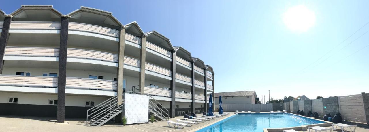 Lazurit Family Hotel Lazurne Buitenkant foto
